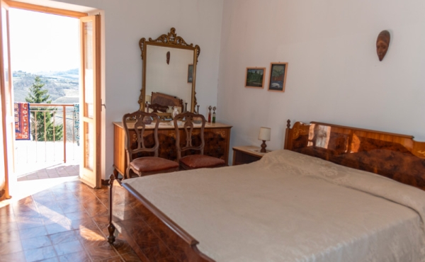 Casa-vendita-Serravalle-Langhe-(10)