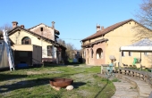 Cascina ex convento con terreno (121)